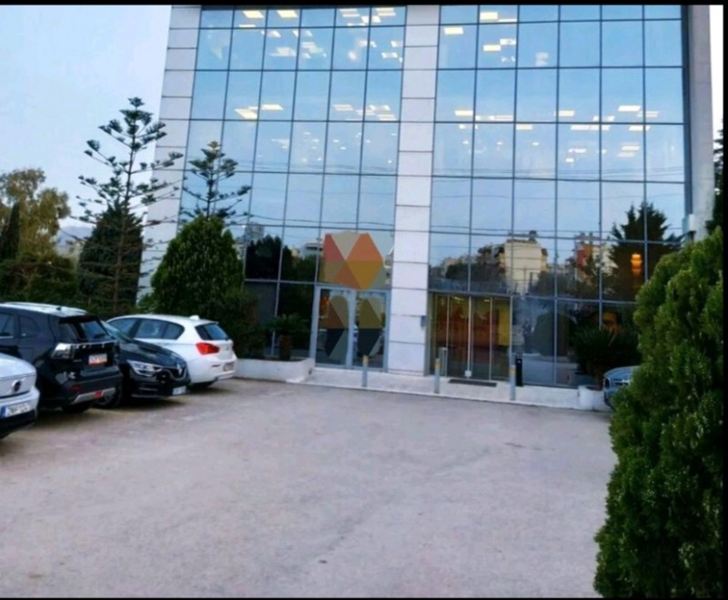 Επιχειρηματικό κτίριο 1.000 τ.μ. πρός ενοικίαση, Αθήνα - Βόρεια Προάστια, Μαρούσι