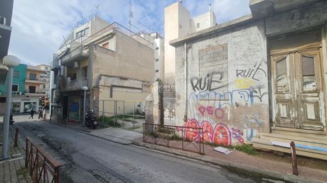 Οικόπεδο 300τ.μ. για πώληση-Δάφνη