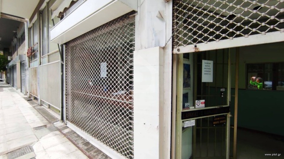 Κατάστημα 66 τ.μ. προς πώληση, Τζιτζιφιές