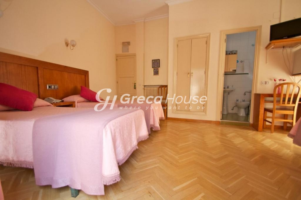 Ξενοδοχείο 740 τ.μ. πρός πώληση, Κορινθία, Λουτράκι-Περαχώρα
