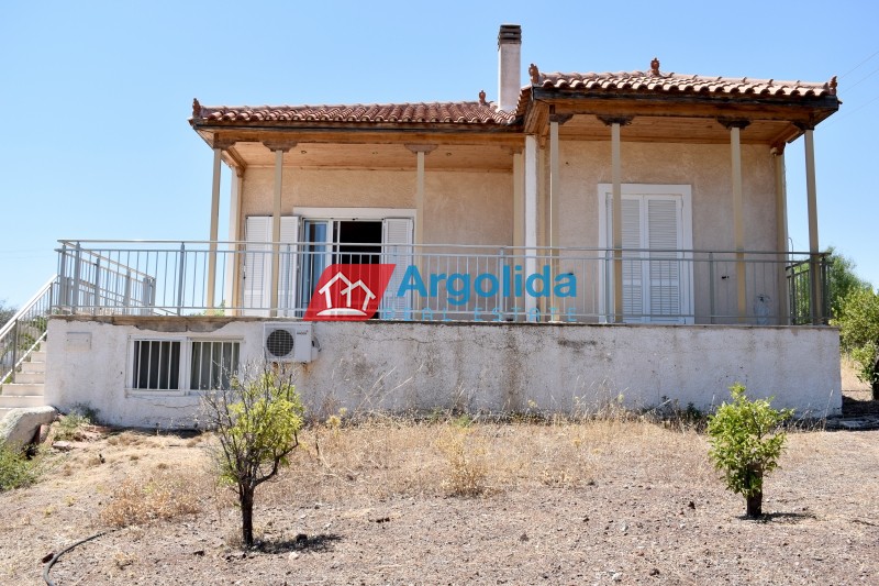 Μονοκατοικία 115 τ.μ. προς πώληση, Πετροθάλασσα