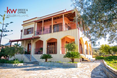 Detached home 235sqm for sale-Monemvasia