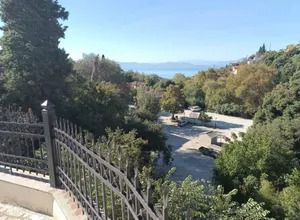 Συγκρότημα διαμερισμάτων 319 τ.μ. για πώληση