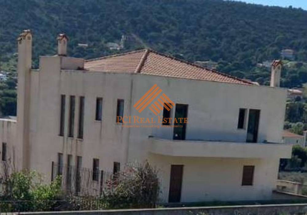 Βίλλα 700 τ.μ. πρός πώληση, Αθήνα - Ανατολικά Προάστια, Κορωπί