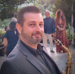 Σαξοφωνίστας γάμος δεξίωση-thumb-3