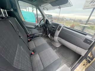 Mercedes-Benz 2015 SPRIDER-thumb-10