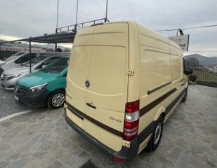 Mercedes-Benz 2015 SPRIDER-thumb-5