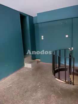 Store 82 sqm for rent