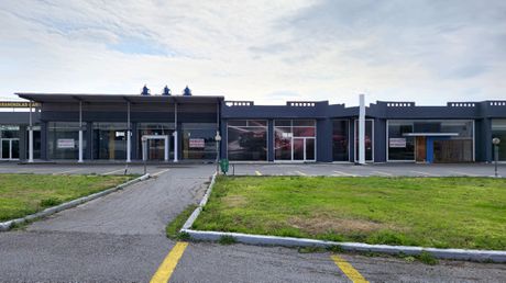 Εκθεσιακός χώρος 900 τ.μ. για ενοικίαση