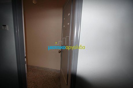 Business bulding 87sqm for rent-Argos