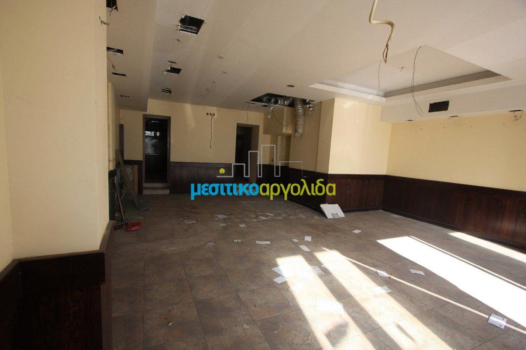 Κατάστημα 246 τ.μ. πρός ενοικίαση, Αργολίδα, Άργος