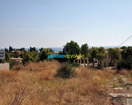 Land plot 1.050sqm for sale-Kranidi