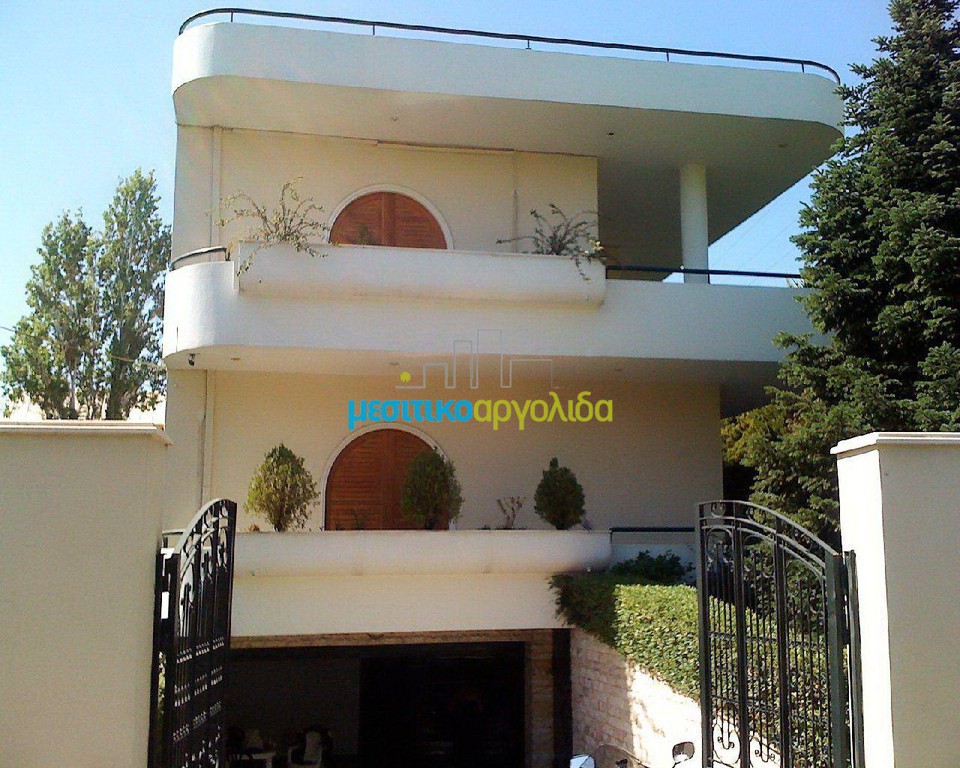 Μονοκατοικία 635 τ.μ. πρός πώληση, Αθήνα - Κέντρο, Λεωφ. Πατησίων - Λεωφ. Αχαρνών