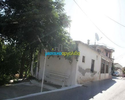 Store 80sqm for sale-Lerna