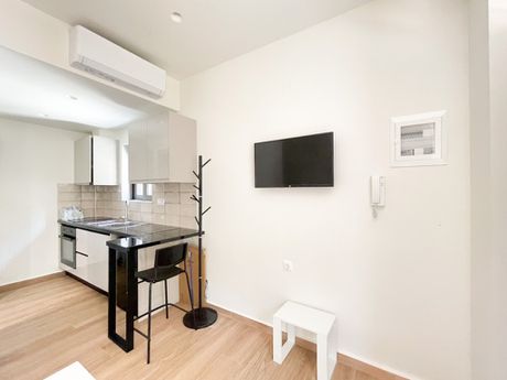 Studio / γκαρσονιέρα 30τ.μ. για ενοικίαση-Νικηφόρος φωκάς » Βιολί χαράκι