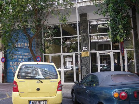 Building 4.000sqm for rent-Center