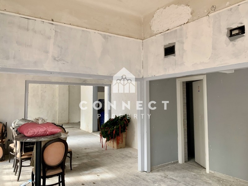 Κατάστημα 110 τ.μ. πρός ενοικίαση, Πειραιάς - Προάστια, Κερατσίνι