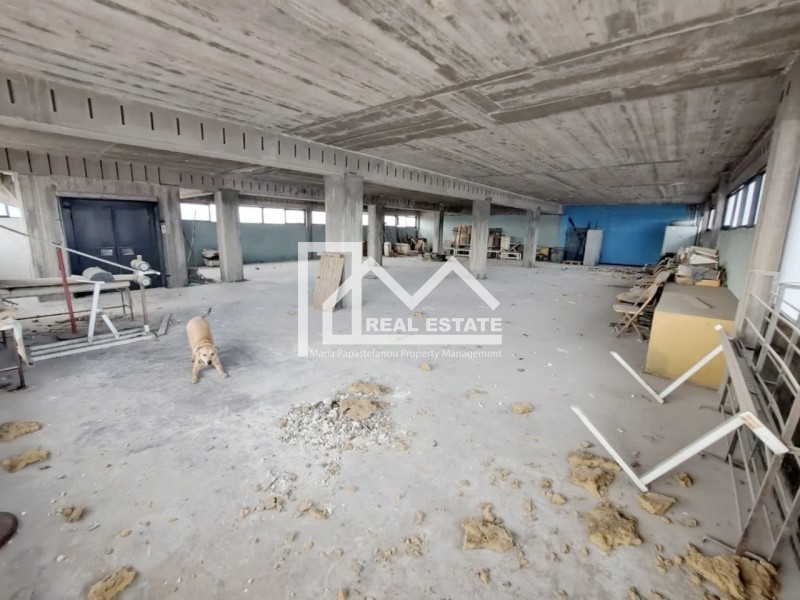 Επιχειρηματικό κτίριο 2.500 τ.μ. προς πώληση, Κέντρο Ταύρου