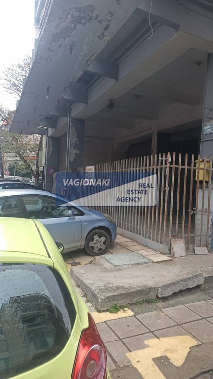 Κατάστημα 1.000 τ.μ. πρός πώληση, Θεσσαλονίκη - Κέντρο, Νέα Παραλία