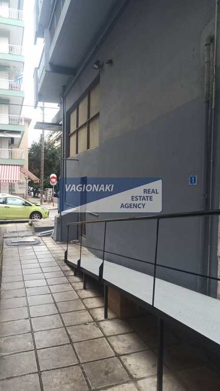 Κατάστημα 1.000 τ.μ. πρός πώληση, Θεσσαλονίκη - Κέντρο, Νέα Παραλία