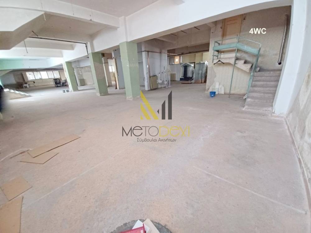 Κατάστημα 660 τ.μ. πρός πώληση, Θεσσαλονίκη - Κέντρο, Χαριλάου