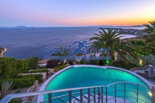 Βίλλα 550 τ.μ. για πώληση