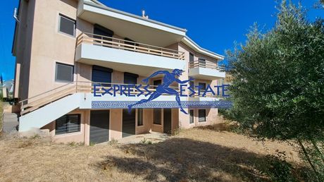 Κτίριο 710τ.μ. για πώληση-Νέα μάκρη