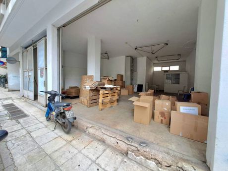 Κατάστημα 195τ.μ. για πώληση-Λεωφ. πατησίων - λεωφ. αχαρνών » Τρεις γέφυρες