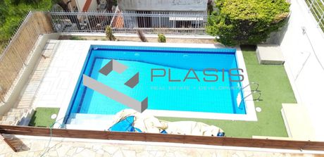 Maisonette 210sqm for rent-Voula