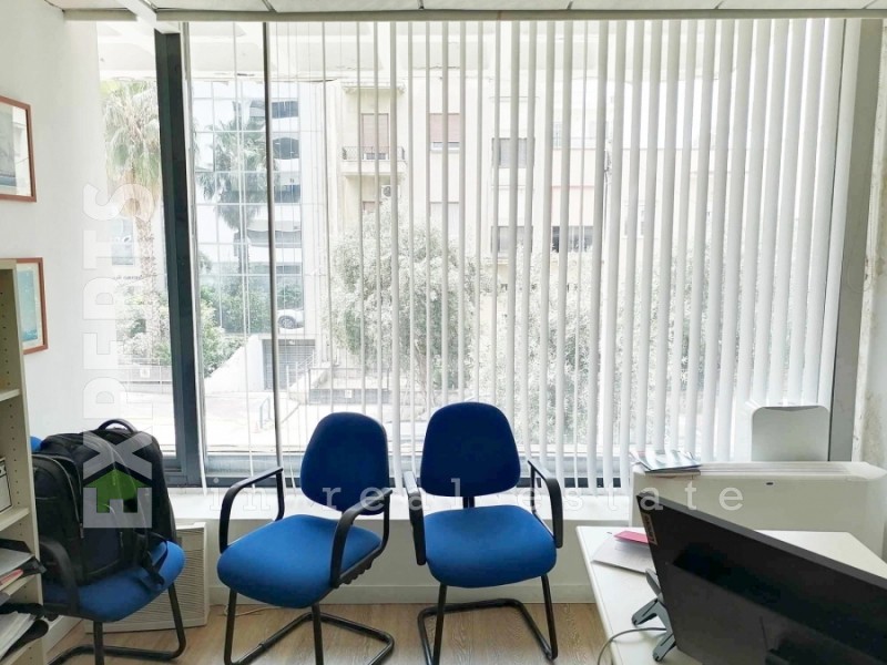 Κατάστημα 300 τ.μ. πρός ενοικίαση, Αθήνα - Νότια Προάστια, Καλλιθέα
