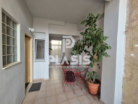 Building 150sqm for sale-Ampelokipoi - Pentagon