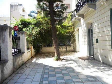 Business bulding 420sqm for sale-Patra » Patra Centre