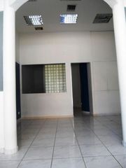 Κατάστημα 90 τ.μ. προς πώληση, Κέντρο Πάτρας-thumb-1