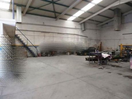 Business bulding 300sqm for sale-Patra » Patra Centre