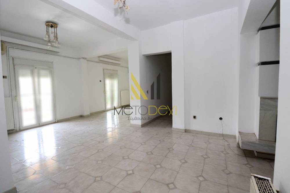 Διαμέρισμα 135 τ.μ. πρός πώληση, Θεσσαλονίκη - Περιφ/Κοί Δήμοι, Πολίχνη