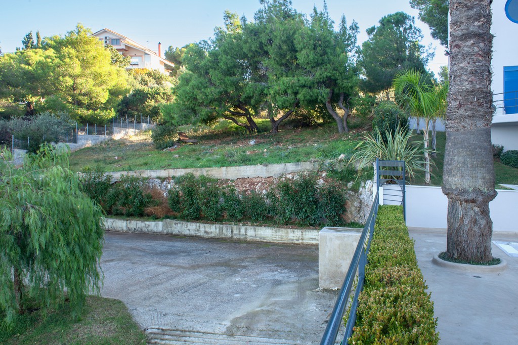 Μονοκατοικία 350 τ.μ. προς πώληση, Θεολόγος Μαλεσίνας