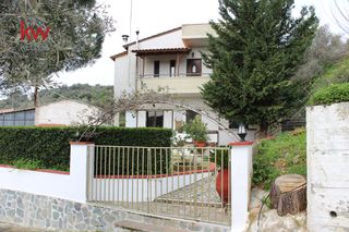Συγκρότημα διαμερισμάτων 232 τ.μ. για πώληση