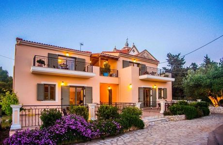 Building 304sqm for sale-Kefalonia » Erissos