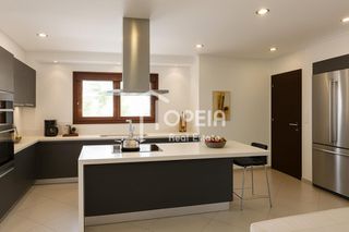 Βίλλα 400 τ.μ. προς πώληση, Αττική - Υπόλοιπο, Σαρωνίδα-thumb-2
