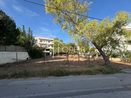 Οικόπεδο 640τ.μ. για πώληση-Σαρωνίδα