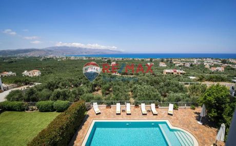 Maisonette 498sqm for sale-Voukolies