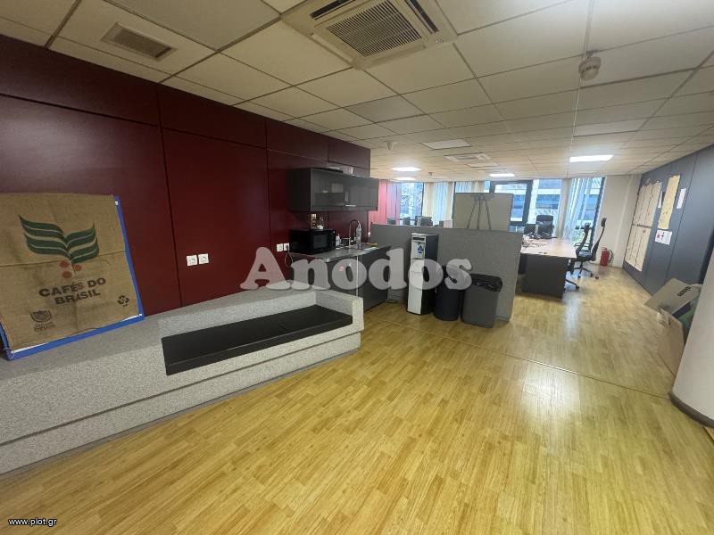 Γραφείο 710 τ.μ. πρός ενοικίαση, Αθήνα - Βόρεια Προάστια, Μαρούσι