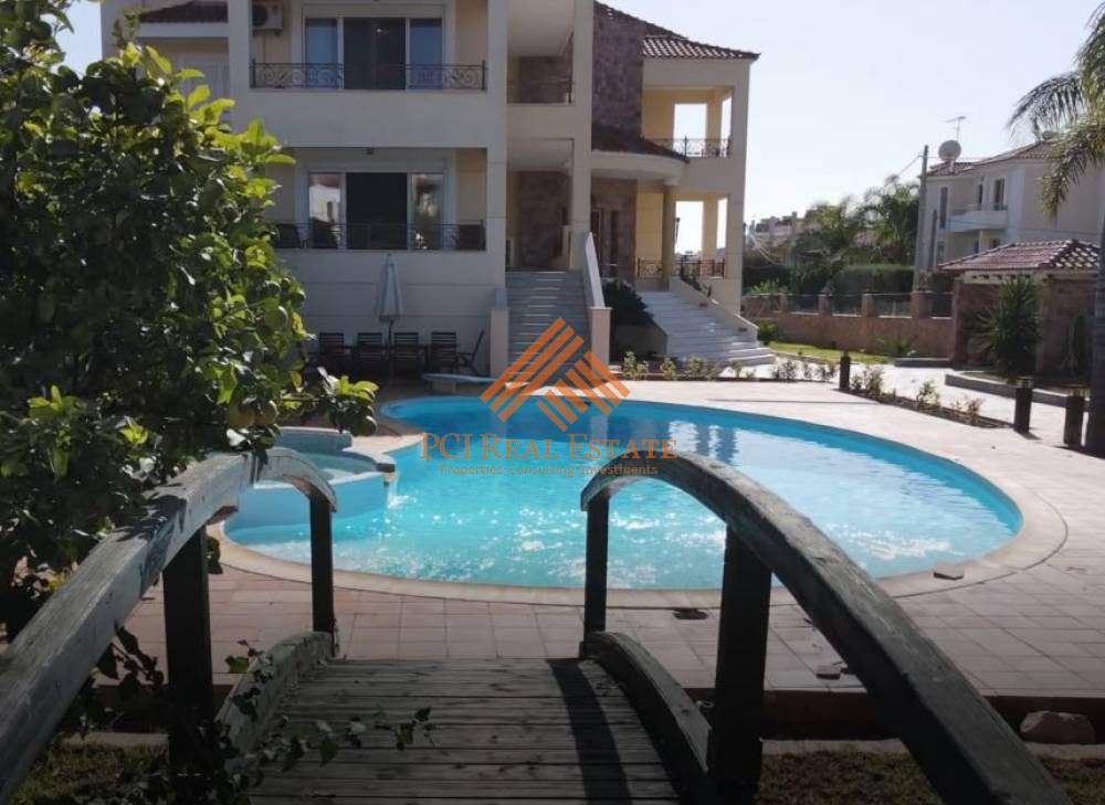 Βίλλα 900 τ.μ. πρός πώληση, Αθήνα - Νότια Προάστια, Βάρη- Βάρκιζα