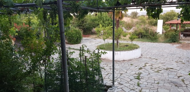 Μονοκατοικία 240 τ.μ. πρός πώληση, Θεσσαλονίκη - Υπόλ. Νομού, Λαχανάς