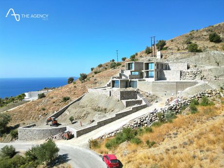 Apartment complex 285sqm for sale-Rethimno