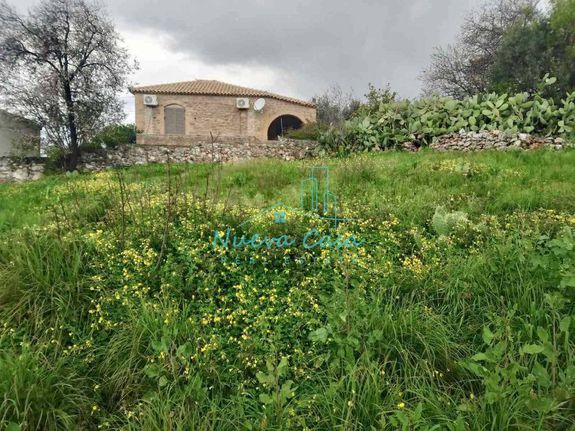 Οικόπεδο 560 τ.μ. πρός πώληση