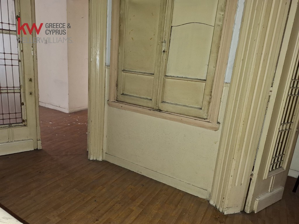 Κτίριο 1.357 τ.μ. προς πώληση, Λαδάδικα