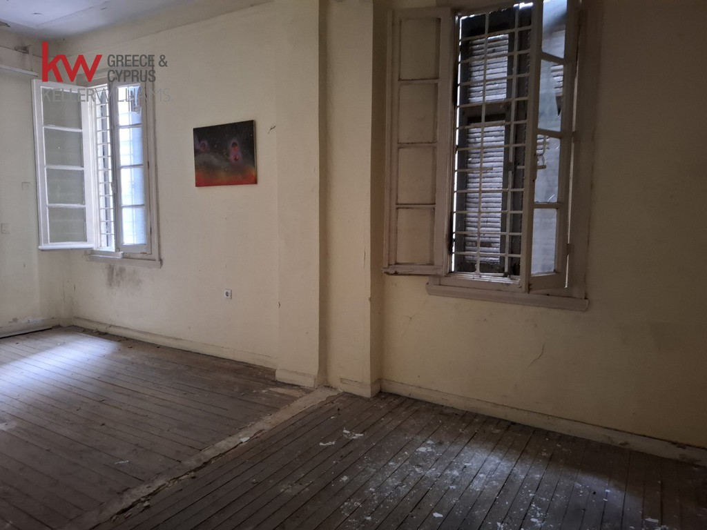 Κτίριο 1.357 τ.μ. προς πώληση, Λαδάδικα