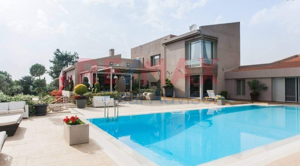 Βίλλα 876 τ.μ. πρός ενοικίαση, Αθήνα - Βόρεια Προάστια, Μαρούσι