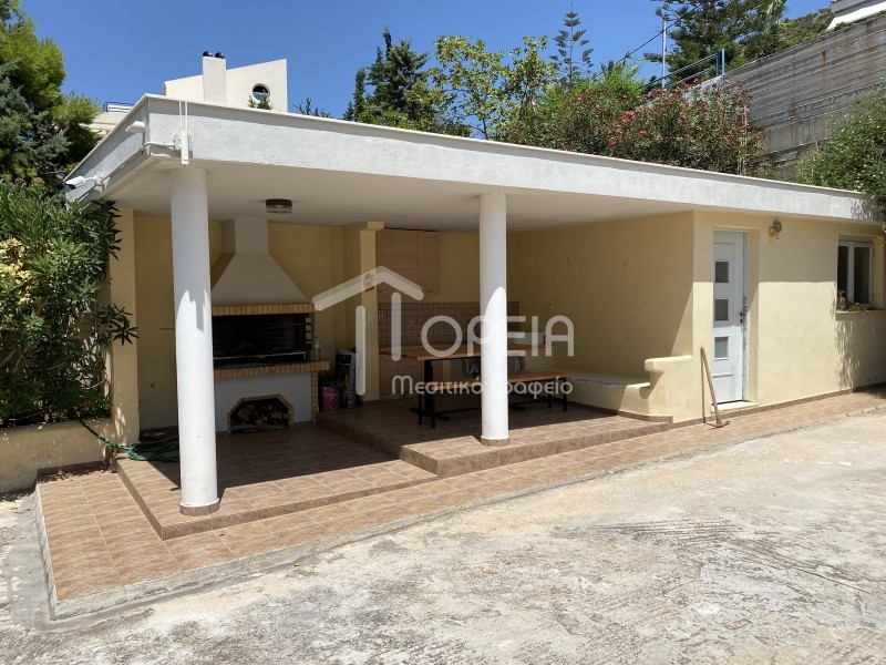 Βίλλα 1.100 τ.μ. πρός πώληση, Αθήνα - Ανατολικά Προάστια, Κορωπί